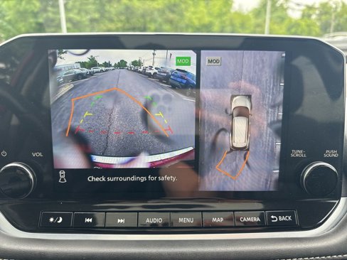 Used 2022 Nissan Rogue Platinum w/ Head-Up Display Package image 30