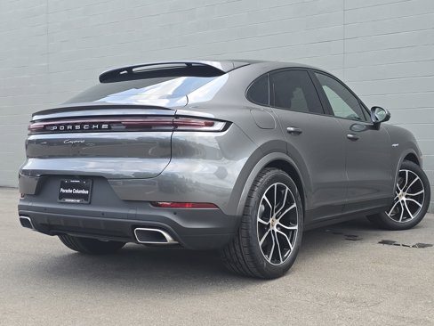 New 2025 Porsche Cayenne E-Hybrid image 9