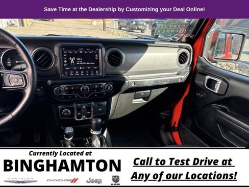 Used 2023 Jeep Wrangler Unlimited w/ Cold Weather Group image 20