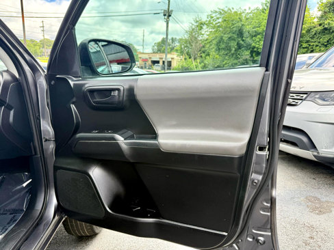 Used 2019 Toyota Tacoma SR w/ SR Convenience Package image 22