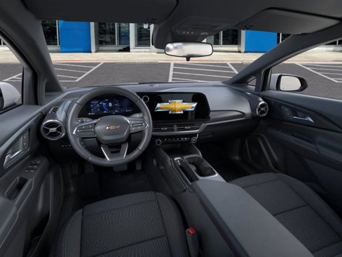 New 2026 Chevrolet Equinox EV LT image 15