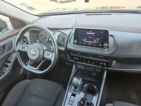 Used 2023 Nissan Rogue S image 21