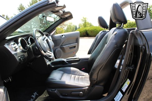 Used 2007 Ford Mustang GT image 22
