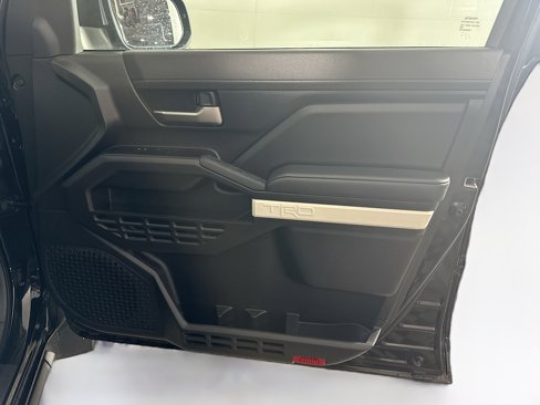 Used 2024 Toyota Tacoma TRD Off-Road image 32