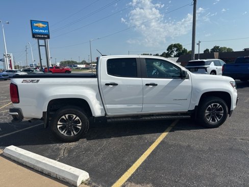 Certified 2022 Chevrolet Colorado Z71 w/ Safety Package image 8