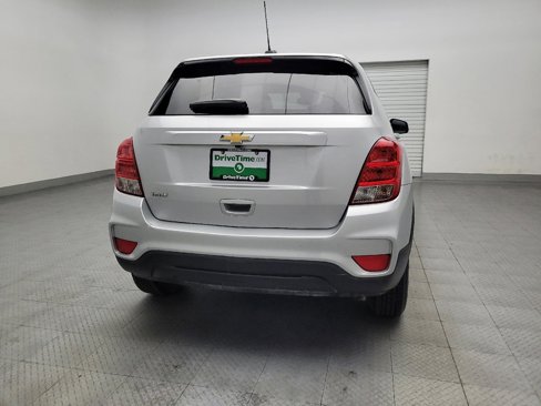 Used 2020 Chevrolet Trax LS w/ Tint and Cruise Package image 7