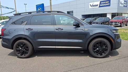 Used 2022 Kia Sorento S image 9