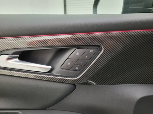 New 2026 Chevrolet Traverse High Country w/ LPO, Floor Liner Package image 4