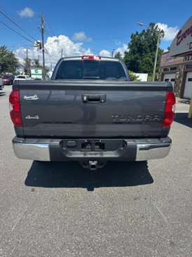 Used 2018 Toyota Tundra SR5 image 3