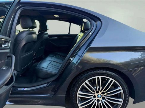 Used 2018 BMW 540i xDrive image 21