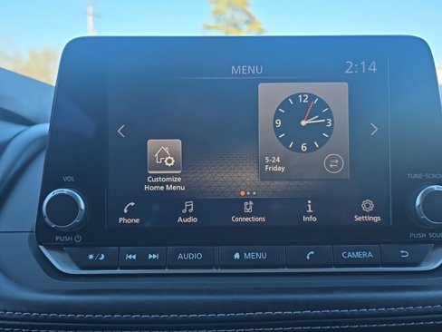 Used 2021 Nissan Rogue S image 23