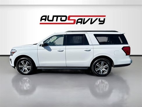 Used 2024 Ford Expedition Max XLT image 4