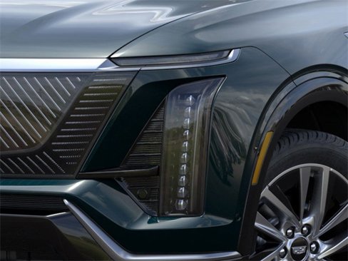 New 2026 Cadillac Vistiq Luxury w/ LPO, Floor Liner Package image 10