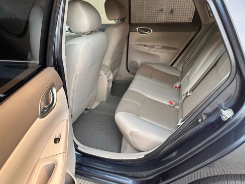 Used 2014 Nissan Sentra S image 17