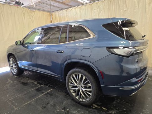 New 2026 Buick Enclave Avenir w/ LPO, Floor Liner Package image 9