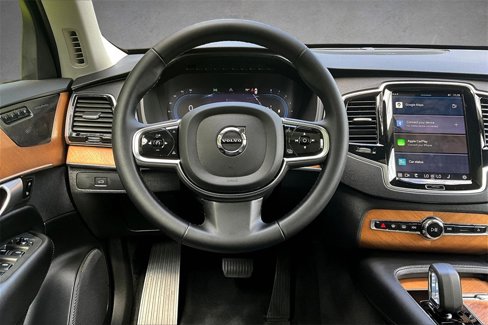 Certified 2024 Volvo XC90 B6 Plus w/ Protection Package Premier image 8
