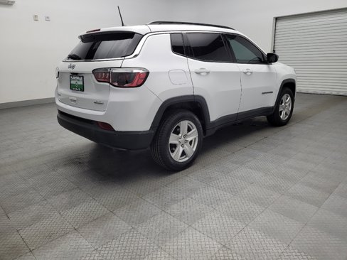 Used 2022 Jeep Compass Latitude w/ Sun and Sound Group image 9