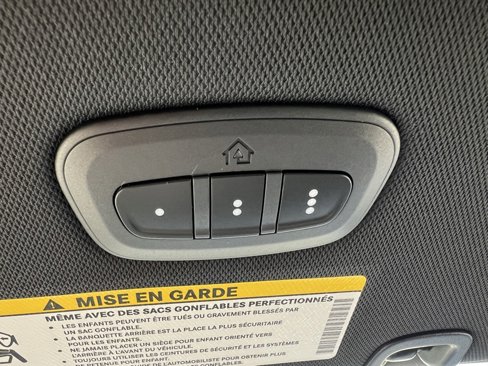 New 2026 Chrysler Pacifica Select image 44