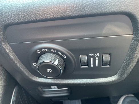 New 2025 Jeep Grand Cherokee Summit image 20