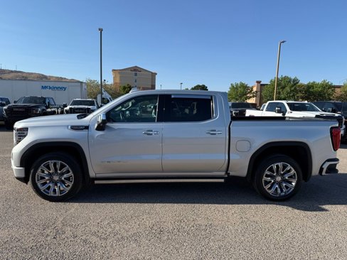 Used 2022 GMC Sierra 1500 Denali w/ Denali Reserve Package image 9