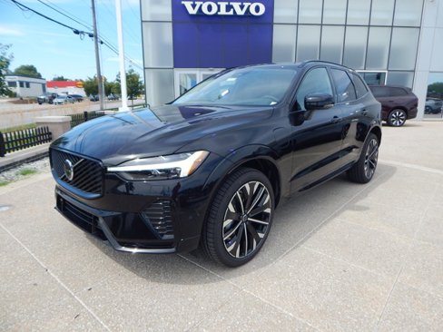 New 2026 Volvo XC60 T8 Ultra w/ Protection Package Premier image 2