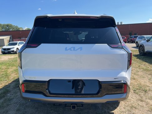 New 2026 Kia EV9 GT-Line image 3