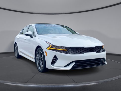 Certified 2022 Kia K5 EX image 1