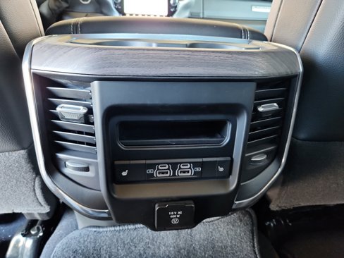 New 2025 RAM 3500 Laramie image 32