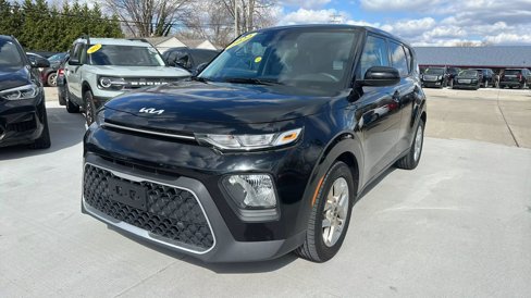 Used 2022 Kia Soul LX w/ Technology Package image 1