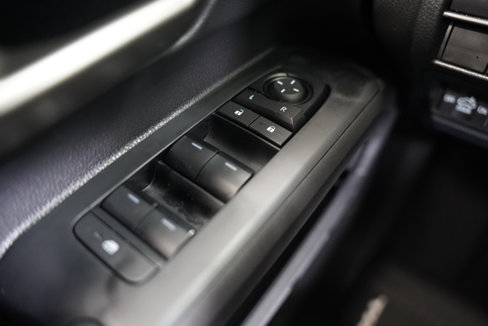Used 2025 Toyota Tacoma TRD Off-Road image 26