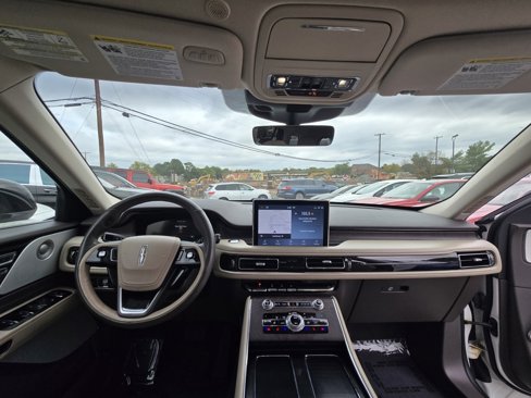 Used 2020 Lincoln Aviator Reserve w/ Equipment Group 202A image 35