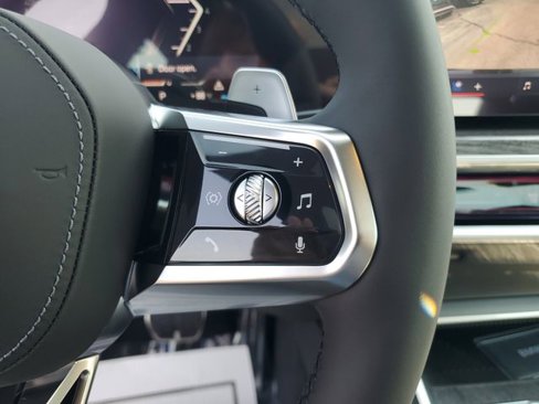 New 2025 BMW 760i xDrive image 27