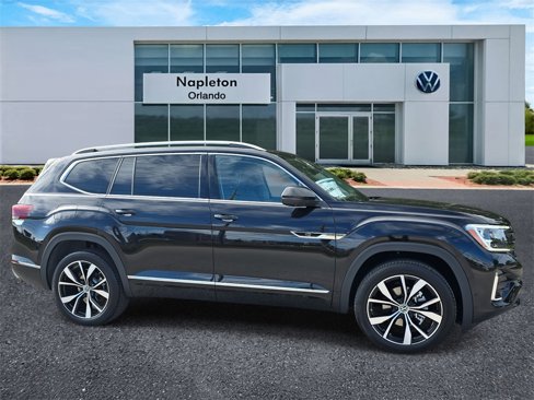 New 2025 Volkswagen Atlas SEL Premium R-Line image 4