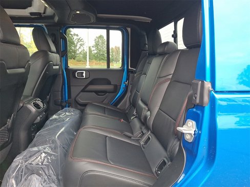 New 2025 Jeep Gladiator Rubicon image 6