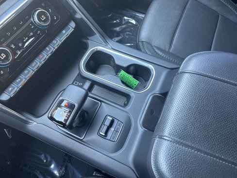 Used 2024 GMC Sierra 1500 Denali image 16