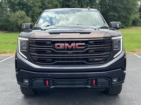 Used 2022 GMC Sierra 1500 AT4X image 3