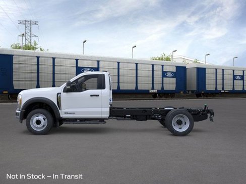 New 2026 Ford F550 2WD Regular Cab Super Duty image 3