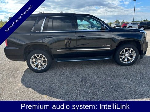 Used 2017 GMC Yukon SLE w/ SLE Value Package image 12