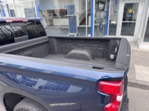Used 2022 Chevrolet Silverado 1500 RST image 5
