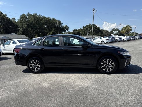 Used 2025 Volkswagen Jetta S image 6
