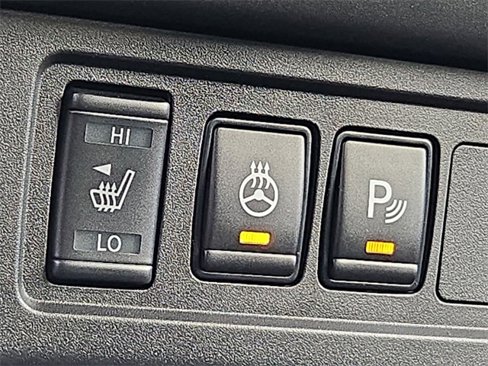 New 2025 Nissan Frontier PRO-4X w/ Pro Premium Package image 30