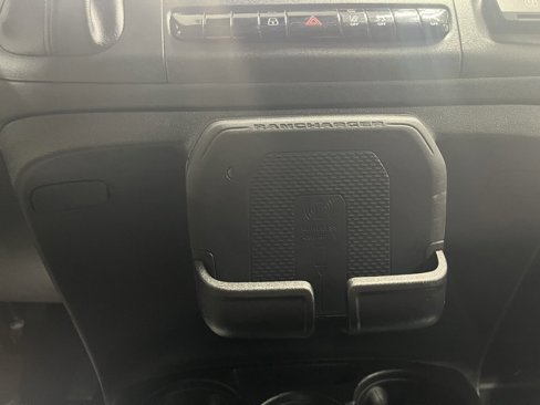 Used 2025 RAM ProMaster 2500 w/ Premium Convenience Group image 17