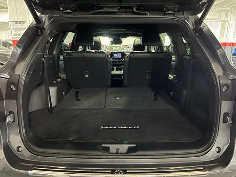 Certified 2023 Toyota Highlander XSE image 49