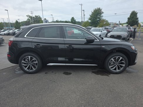 Certified 2025 Audi Q5 2.0T Premium image 6