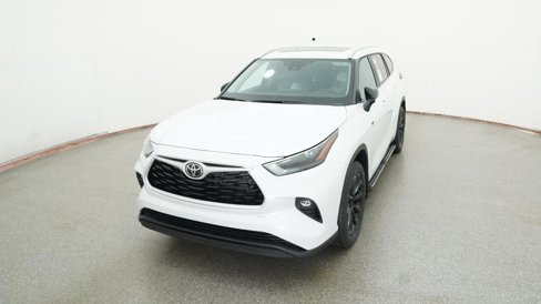 New 2025 Toyota Highlander XLE image 4
