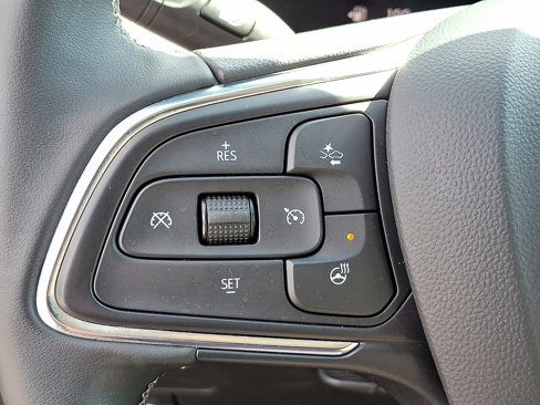 Used 2024 Buick Encore GX Avenir w/ Avenir Technology Package image 22