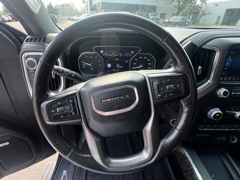 New 2025 GMC Sierra 2500 Denali w/ Denali Reserve Package image 10