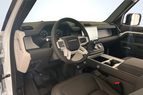 New 2025 Land Rover Defender 90 S image 6