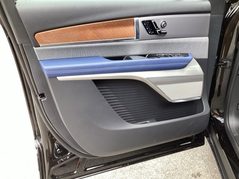 New 2026 Cadillac Vistiq Premium Luxury image 15