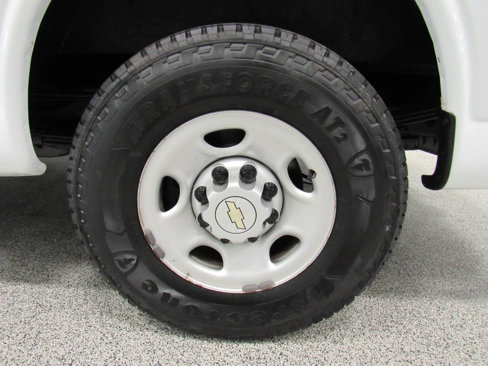 Used 2020 Chevrolet Express 2500 w/ Driver Convenience Package image 13